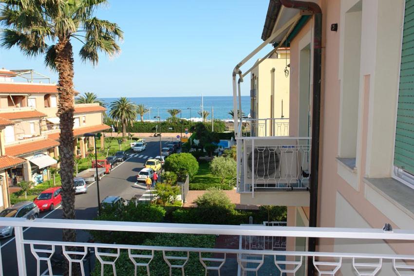 Ligure Residence Borgio Verezzi Exterior foto