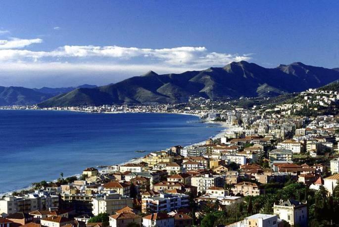 Ligure Residence Borgio Verezzi Exterior foto